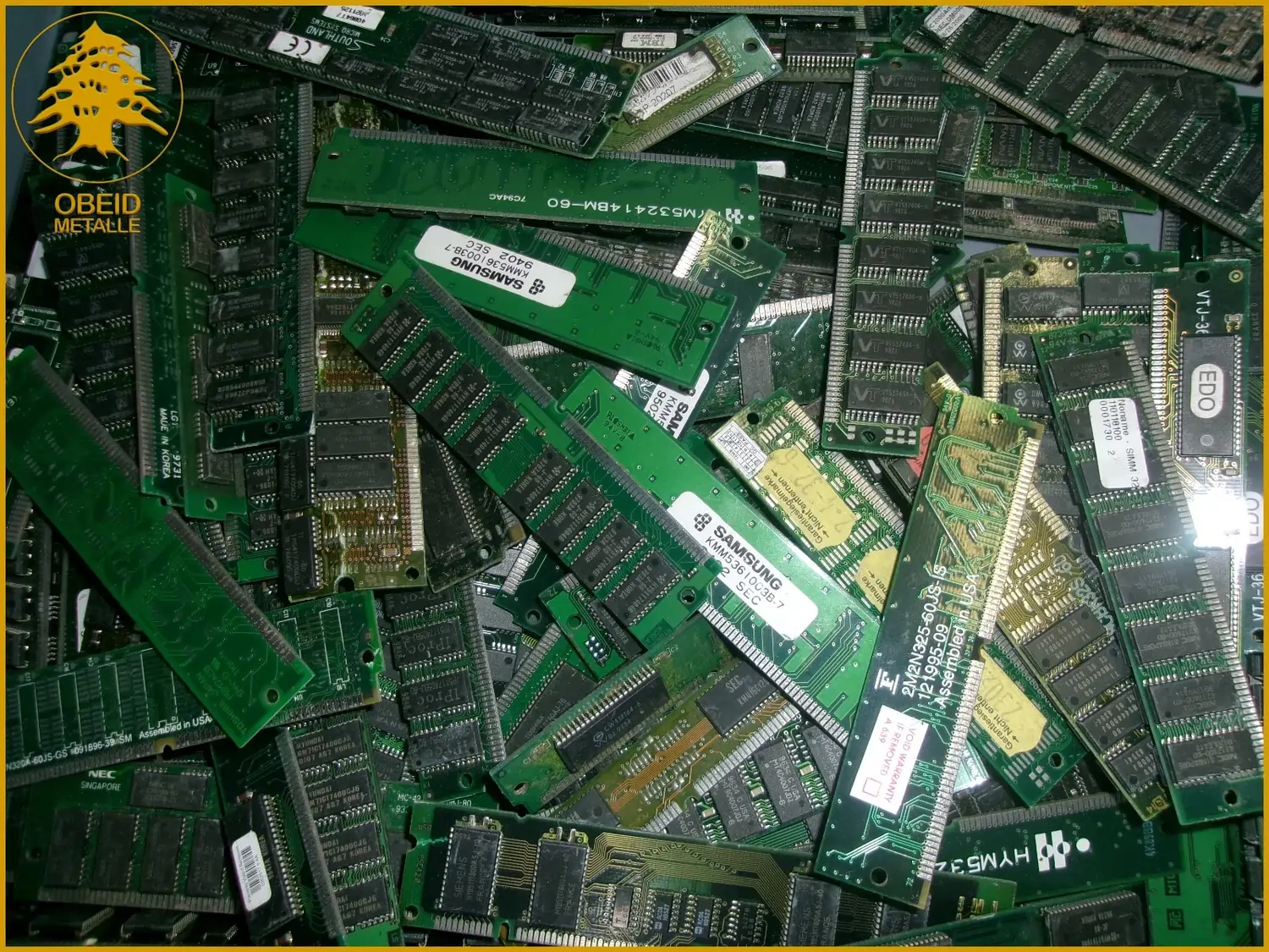 Ram Speicher Silber Kante von Obeid Metalle